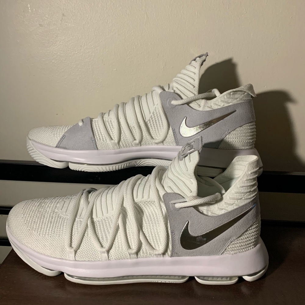 Nike KD Still KD Basketball Shoe Size 18